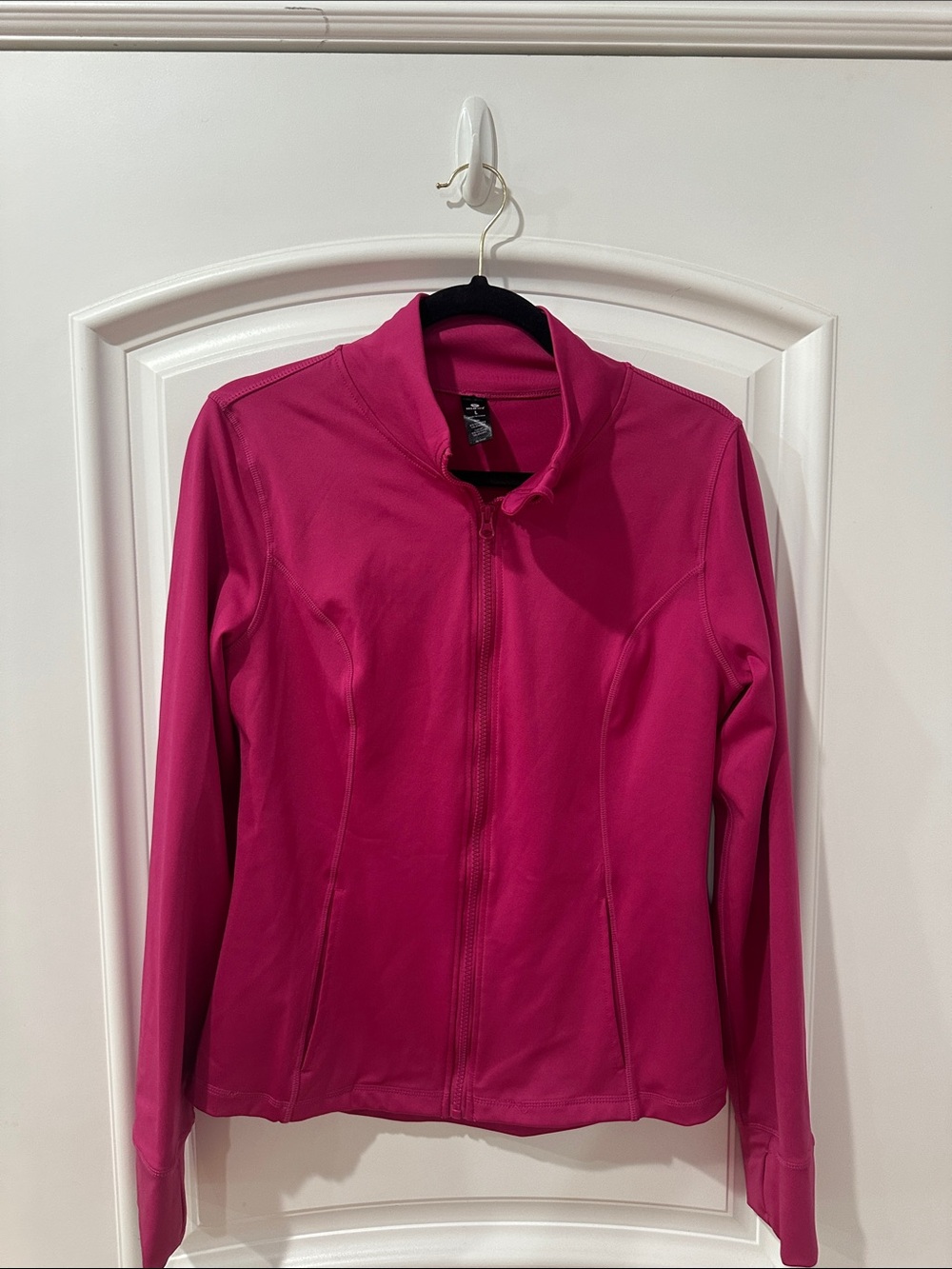 Velocity Women's Zip-Front Active Jacket in Fuchsia